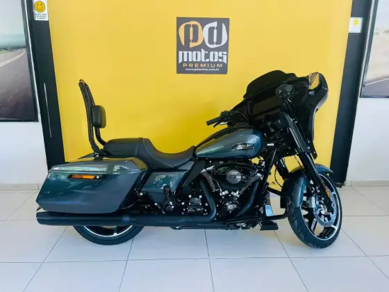 HARLEY-DAVIDSON STREET GLIDE 