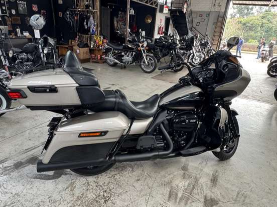HARLEY-DAVIDSON-ROAD GLIDE ULTRA-2017