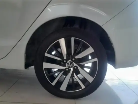 HONDA-CITY-1.5 i-VTEC FLEX HATCH EXL CVT HONDA-CITY-2024