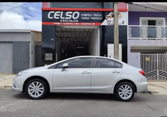 HONDA CIVIC 1.8 LXS 16V FLEX 4P MANUAL