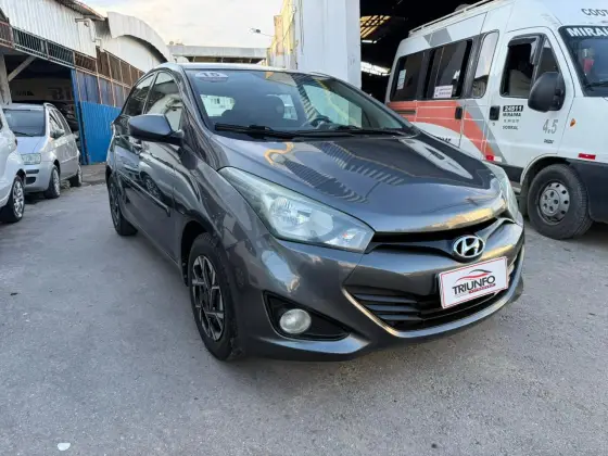 HYUNDAI HB20 1.0 COMFORT PLUS 12V FLEX 4P MANUAL HYUNDAI HB20 1.0 COMFORT PLUS 12V FLEX 4P MANUAL