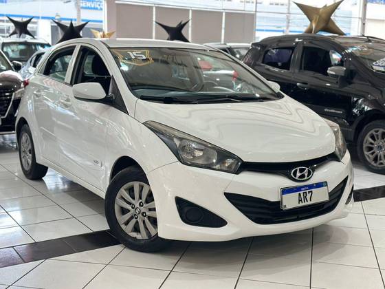 HYUNDAI HB20 1.0 COMFORT PLUS 12V FLEX 4P MANUAL