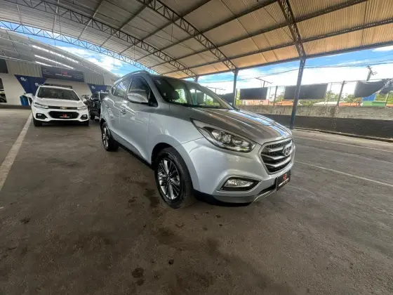 HYUNDAI IX35 2.0 MPFI GL 16V FLEX 4P AUTOMÁTICO HYUNDAI IX35 2.0 MPFI GL 16V FLEX 4P AUTOMÁTICO