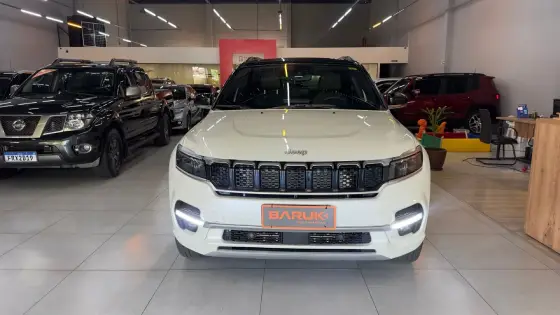 JEEP COMMANDER 2.0 TD380 TURBO DIESEL OVERLAND AT9 JEEP COMMANDER 2.0 TD380 TURBO DIESEL OVERLAND AT9