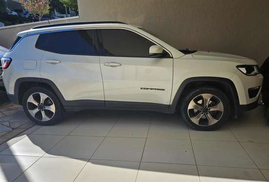 JEEP-COMPASS-2.0 16V FLEX LONGITUDE AUTOMÁTICO JEEP-COMPASS-2018