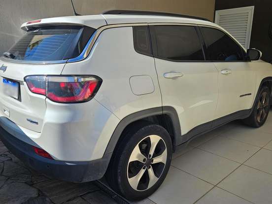 JEEP-COMPASS-2.0 16V FLEX LONGITUDE AUTOMÁTICO JEEP-COMPASS-2018