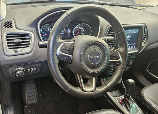 JEEP-COMPASS-2.0 16V FLEX LONGITUDE AUTOMÁTICO JEEP-COMPASS-2018