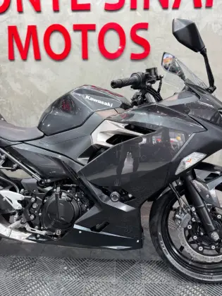 KAWASAKI NINJA 400 