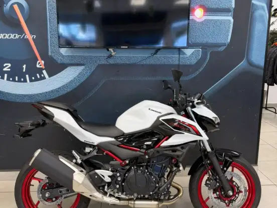 KAWASAKI-Z500 SE KAWASAKI-Z500 SE-2026