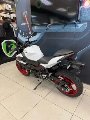 KAWASAKI-Z500 SE-2026