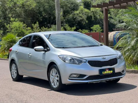 KIA CERATO 1.6 SX 16V FLEX 4P AUTOMÁTICO