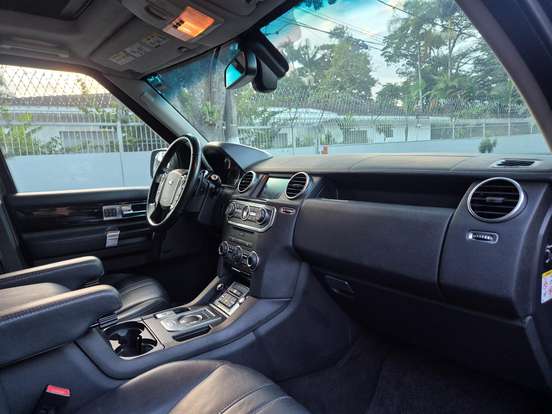 LAND ROVER-DISCOVERY 4-3.0 HSE 4X4 V6 24V BI-TURBO DIESEL 4P AUTOMÁTICO LAND ROVER-DISCOVERY 4-2013