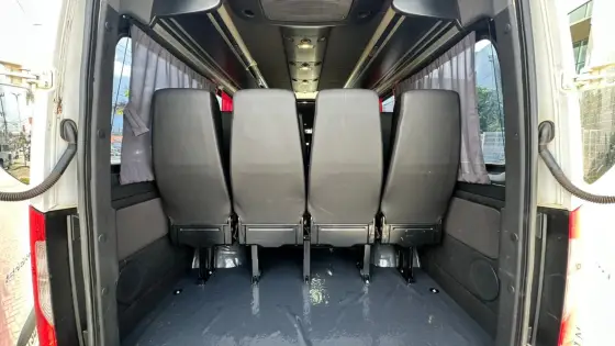 MERCEDES-BENZ SPRINTER 2.0 CDI DIESEL CHASSIS 517 EXTRA LONGO MANUAL MERCEDES-BENZ SPRINTER 2.0 CDI DIESEL CHASSIS 517 EXTRA LONGO MANUAL