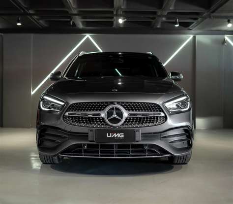 MERCEDES-BENZ-GLA 200-2022