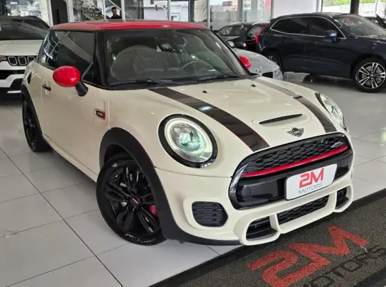 MINI COOPER 2.0 JOHN COOPER WORKS 16V TURBO GASOLINA 2P AUTOMATICO MINI COOPER 2.0 JOHN COOPER WORKS 16V TURBO GASOLINA 2P AUTOMATICO