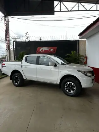 MITSUBISHI L200 TRITON 2.4 16V TURBO DIESEL SPORT GL CD 4P 4X4 MANUAL