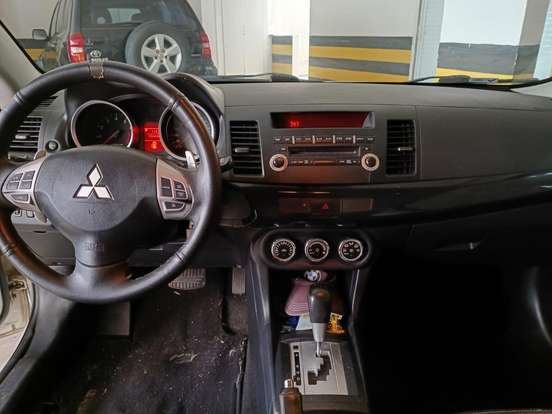 MITSUBISHI-LANCER-2.0 16V GASOLINA 4P AUTOMÁTICO MITSUBISHI-LANCER-2012