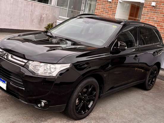 MITSUBISHI-OUTLANDER-2.0 16V GASOLINA 4P AUTOMÁTICO MITSUBISHI-OUTLANDER-2013