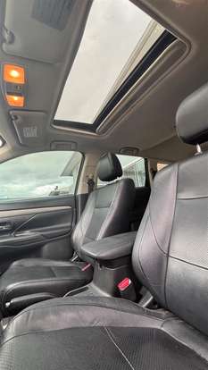 MITSUBISHI-OUTLANDER-2013