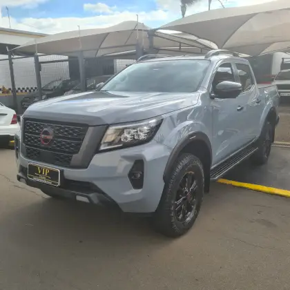 NISSAN FRONTIER 2.3 16V TURBO DIESEL PRO4X CD 4X4 AUTOMÁTICO