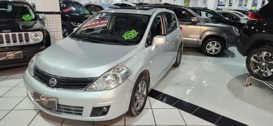 NISSAN TIIDA 1.8 SL 16V FLEX 4P AUTOMÁTICO
