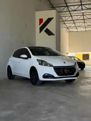 PEUGEOT 208 1.2 ALLURE 12V FLEX 4P MANUAL PEUGEOT 208 1.2 ALLURE 12V FLEX 4P MANUAL