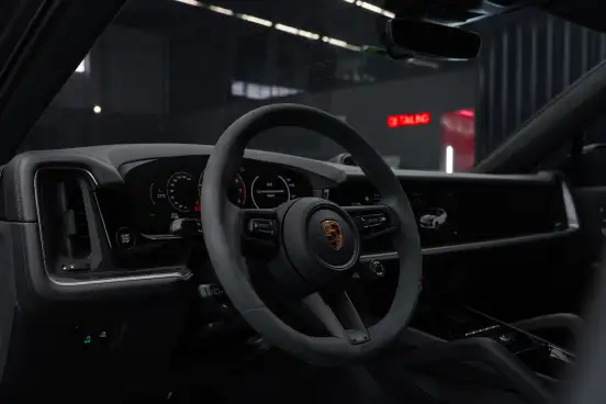 PORSCHE-CAYENNE-2024