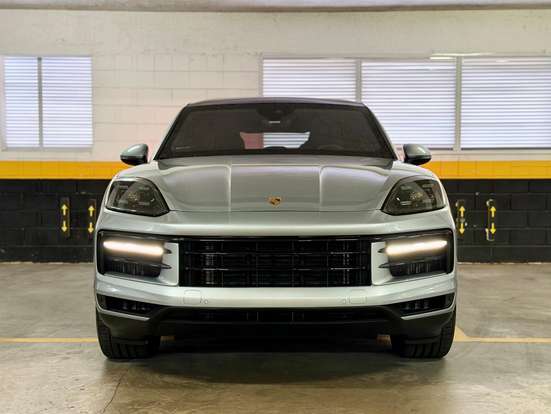 PORSCHE-CAYENNE-2024