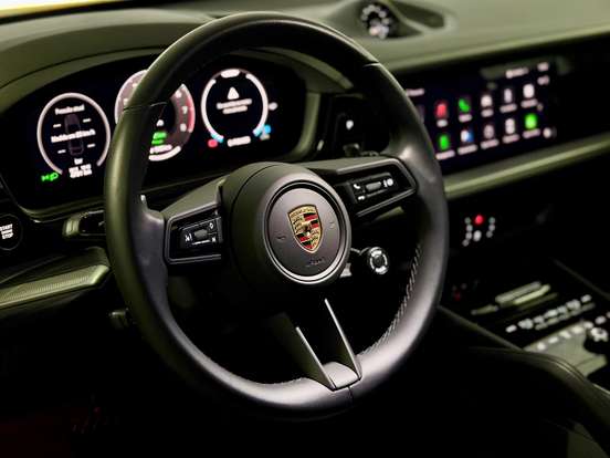 PORSCHE-CAYENNE-3.0 V6 E-HYBRID COUPÉ AWD TIPTRONIC S PORSCHE-CAYENNE-2024