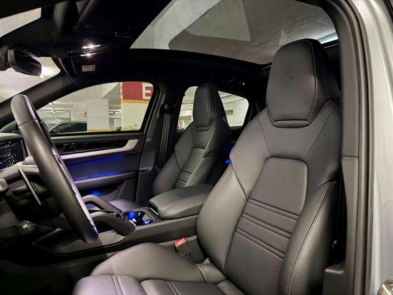 PORSCHE-CAYENNE-2024