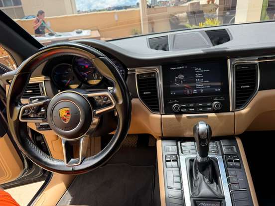 PORSCHE-MACAN-2.0 16V GASOLINA 4P AUTOMÁTICO PORSCHE-MACAN-2017