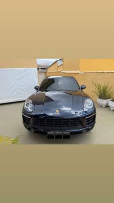 PORSCHE-MACAN-2017