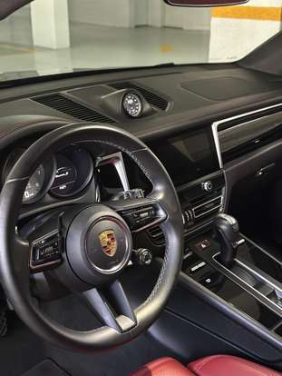 PORSCHE-MACAN-2022