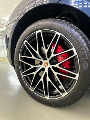 PORSCHE-MACAN-2022