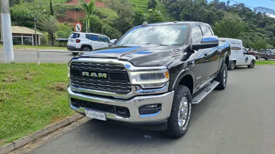 RAM 2500 6.7 I6 TURBO DIESEL LARAMIE CD 4X4 AUTOMÁTICO RAM 2500 6.7 I6 TURBO DIESEL LARAMIE CD 4X4 AUTOMÁTICO