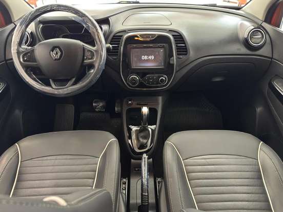 RENAULT-CAPTUR-2017