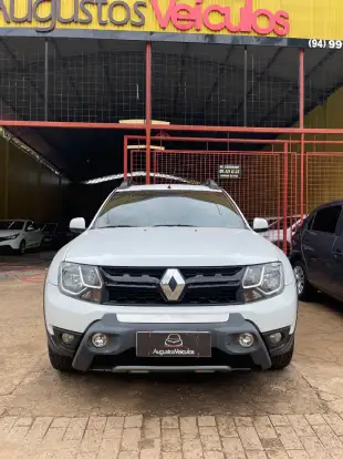 RENAULT-DUSTER-2019