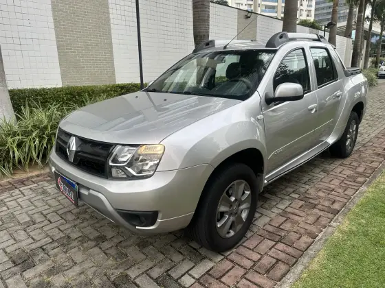 RENAULT DUSTER OROCH 2.0 16V HI-FLEX DYNAMIQUE AUTOMÁTICO