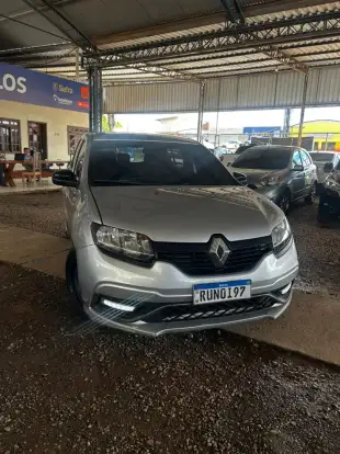 RENAULT-SANDERO-2022