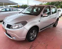 RENAULT SANDERO 1.6 AUTHENTIQUE 8V FLEX 4P MANUAL RENAULT SANDERO 1.6 AUTHENTIQUE 8V FLEX 4P MANUAL