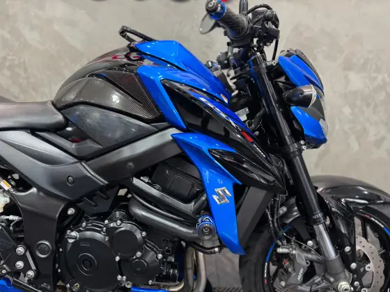 SUZUKI GSX-S750A SUZUKI GSX-S750A