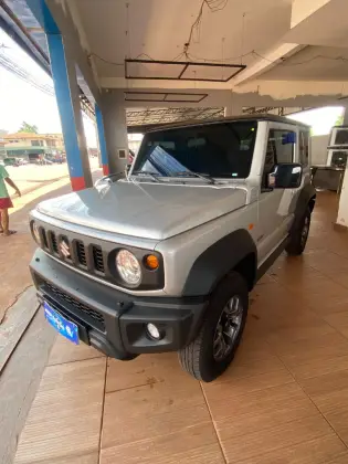 SUZUKI JIMNY 1.5 GASOLINA SIERRA 4YOU 4X4 AUTOMÁTICO