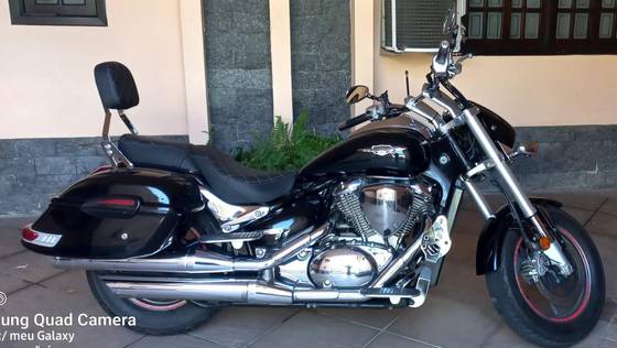 SUZUKI BOULEVARD M800 