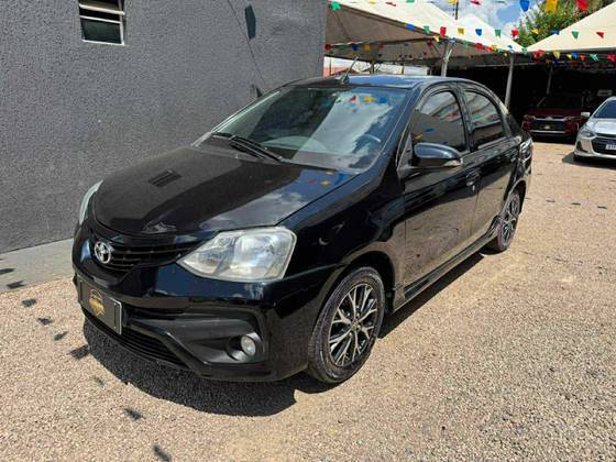 TOYOTA ETIOS 1.5 PLATINUM 16V FLEX 4P AUTOMÁTICO