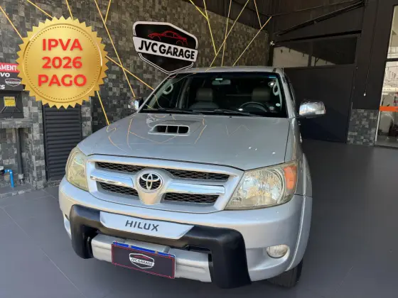 TOYOTA HILUX 3.0 SRV 4X4 CD 16V TURBO INTERCOOLER DIESEL 4P AUTOMÁTICO TOYOTA HILUX 3.0 SRV 4X4 CD 16V TURBO INTERCOOLER DIESEL 4P AUTOMÁTICO
