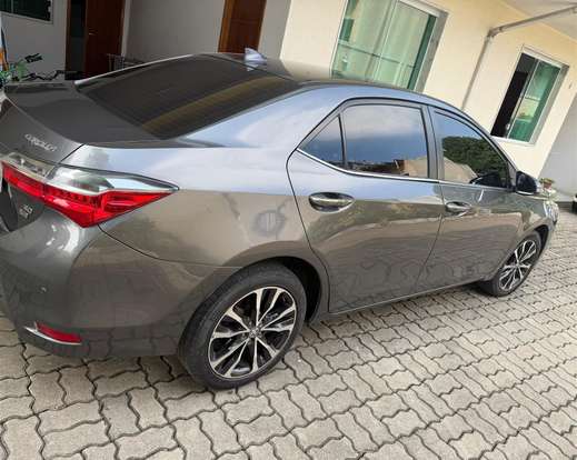TOYOTA-COROLLA-2017