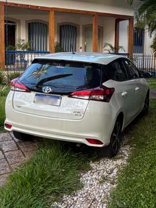 TOYOTA-YARIS-2019