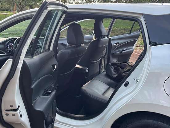 TOYOTA-YARIS-1.5 16V FLEX XLS CONNECT MULTIDRIVE TOYOTA-YARIS-2019