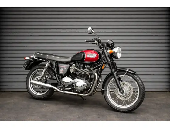 TRIUMPH BONNEVILLE T 100 865 