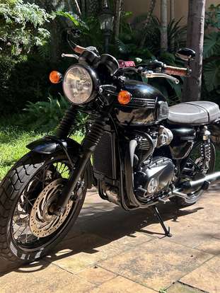 TRIUMPH-BONNEVILLE T120 1200 TRIUMPH-BONNEVILLE T120 1200-2017